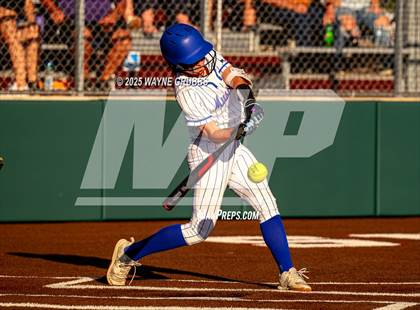 Thumbnail 3 in Grapevine @ Hallsville (UIL 5A D2 State Semifinal) photogallery.