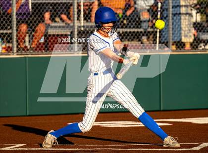 Thumbnail 1 in Grapevine @ Hallsville (UIL 5A D2 State Semifinal) photogallery.