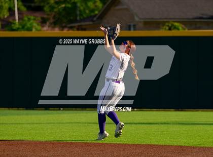 Thumbnail 1 in Grapevine @ Hallsville (UIL 5A D2 State Semifinal) photogallery.