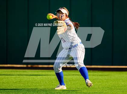 Thumbnail 3 in Grapevine @ Hallsville (UIL 5A D2 State Semifinal) photogallery.