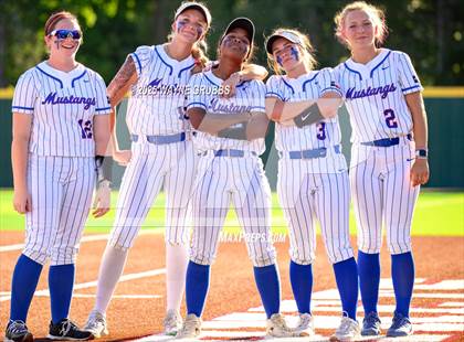 Thumbnail 3 in Grapevine @ Hallsville (UIL 5A D2 State Semifinal) photogallery.