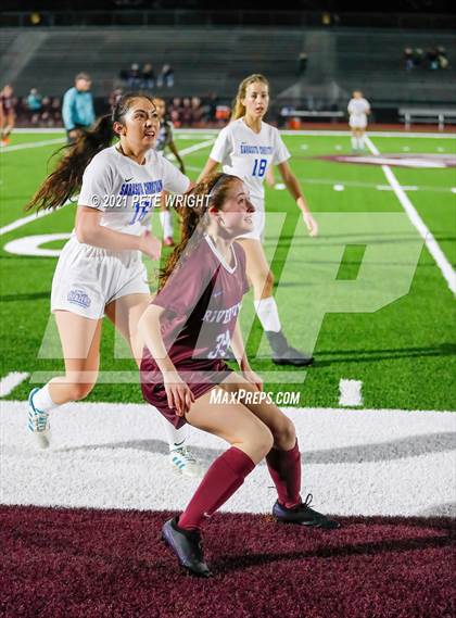 Thumbnail 2 in Riverview Sarasota vs. Sarasota Christian photogallery.