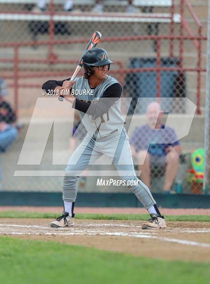 Thumbnail 1 in Arapahoe vs. Cherokee Trail (CHSAA 5A 2nd Round Playoff) photogallery.