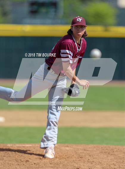 Thumbnail 3 in Arapahoe vs. Cherokee Trail (CHSAA 5A 2nd Round Playoff) photogallery.