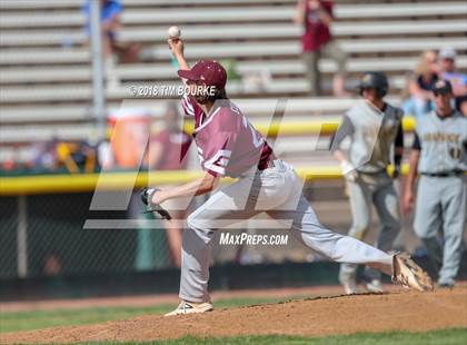 Thumbnail 2 in Arapahoe vs. Cherokee Trail (CHSAA 5A 2nd Round Playoff) photogallery.