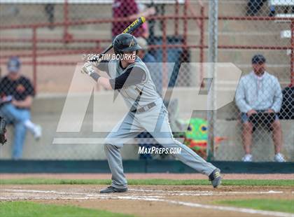 Thumbnail 1 in Arapahoe vs. Cherokee Trail (CHSAA 5A 2nd Round Playoff) photogallery.