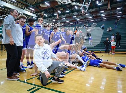 Thumbnail 2 in Catholic Central vs. Clarkston (MHSAA Regional Final) photogallery.