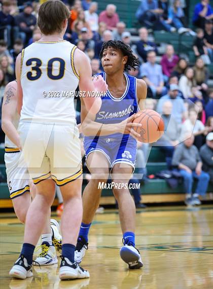 Thumbnail 3 in Catholic Central vs. Clarkston (MHSAA Regional Final) photogallery.