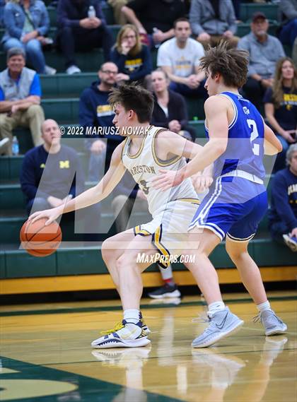 Thumbnail 3 in Catholic Central vs. Clarkston (MHSAA Regional Final) photogallery.