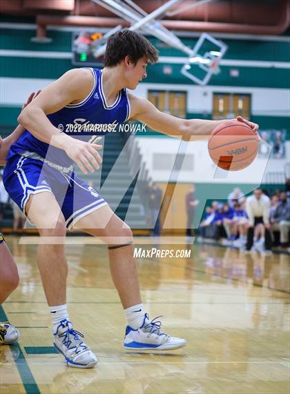Thumbnail 2 in Catholic Central vs. Clarkston (MHSAA Regional Final) photogallery.