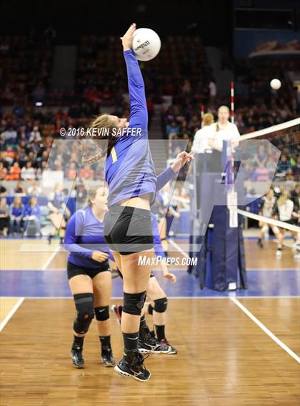 Thumbnail 2 in Nucla vs. Holly (CHSAA 1A Quarterfinal) photogallery.