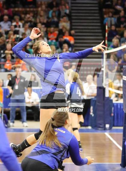 Thumbnail 2 in Nucla vs. Holly (CHSAA 1A Quarterfinal) photogallery.