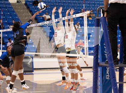 Thumbnail 1 in Northside @ Rogers photogallery.