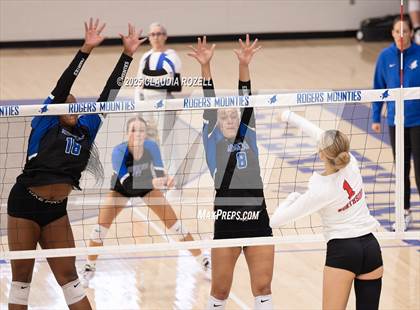 Thumbnail 1 in Northside @ Rogers photogallery.