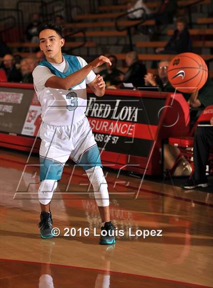 Thumbnail 3 in Santiago vs. Palm Desert (Nike Extravaganza) photogallery.