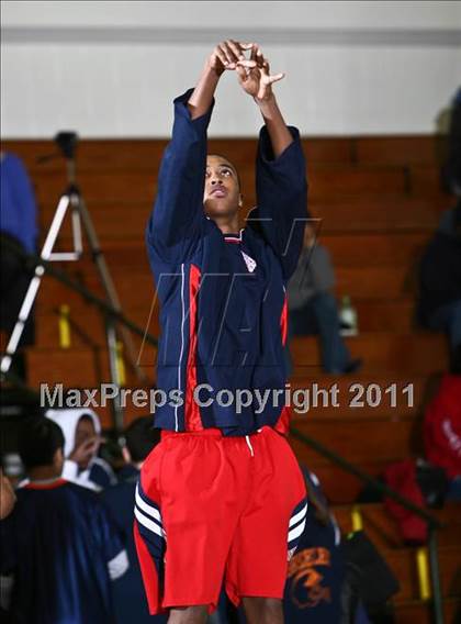 Thumbnail 2 in Poughkeepsie vs Peekskill (Queen City Classic) photogallery.