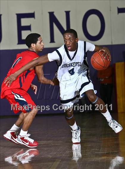 Thumbnail 2 in Poughkeepsie vs Peekskill (Queen City Classic) photogallery.