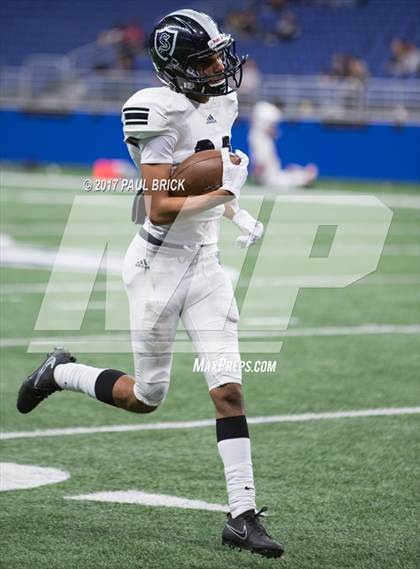 Thumbnail 3 in Westlake vs. Cibolo Steele (UIL 6A-D2 Quarterfinal) photogallery.