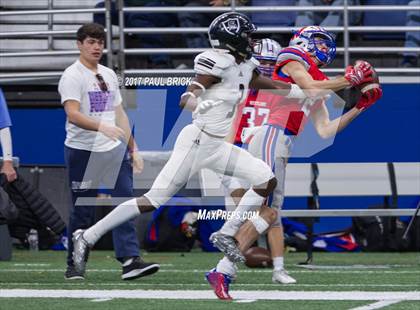 Thumbnail 1 in Westlake vs. Cibolo Steele (UIL 6A-D2 Quarterfinal) photogallery.