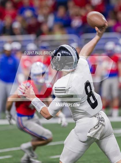Thumbnail 2 in Westlake vs. Cibolo Steele (UIL 6A-D2 Quarterfinal) photogallery.