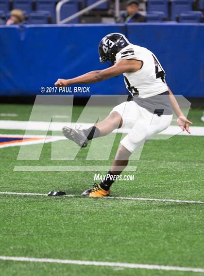 Thumbnail 2 in Westlake vs. Cibolo Steele (UIL 6A-D2 Quarterfinal) photogallery.