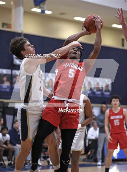 Thumbnail 3 in Antonian Prep vs. Second Baptist photogallery.