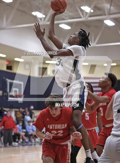 Thumbnail 3 in Antonian Prep vs. Second Baptist photogallery.