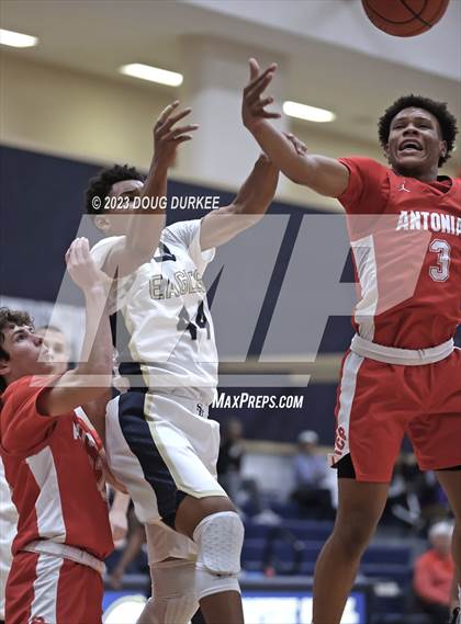 Thumbnail 2 in Antonian Prep vs. Second Baptist photogallery.