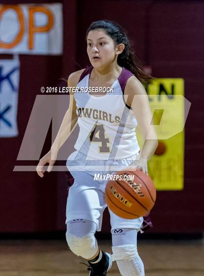Thumbnail 2 in Crystal City vs Cotulla photogallery.
