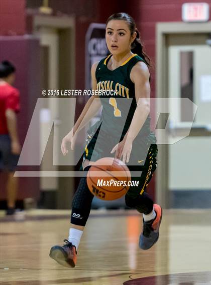 Thumbnail 1 in Crystal City vs Cotulla photogallery.