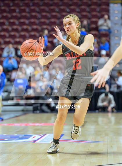 Thumbnail 1 in Valley Regional vs. East Hampton (CIAC Class M Final) photogallery.