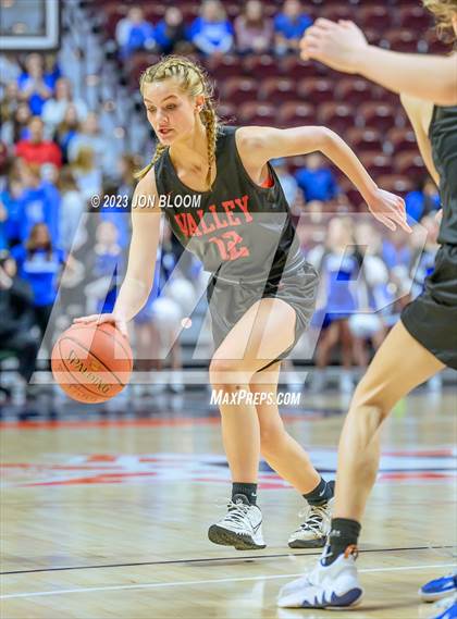 Thumbnail 3 in Valley Regional vs. East Hampton (CIAC Class M Final) photogallery.