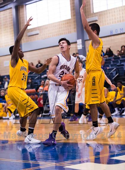Thumbnail 2 in Brennan @ Brackenridge photogallery.