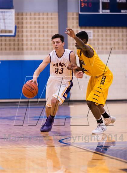 Thumbnail 1 in Brennan @ Brackenridge photogallery.