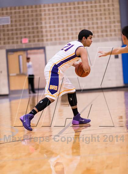 Thumbnail 1 in Brennan @ Brackenridge photogallery.
