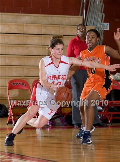 Thumbnail 3 in Spring Valley @ Tappan Zee photogallery.