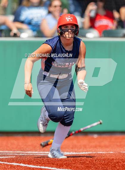 Thumbnail 3 in Bayport-Blue Point vs. MacArthur (NYSPHSAA A Regional LIC) photogallery.