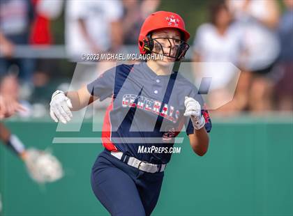 Thumbnail 2 in Bayport-Blue Point vs. MacArthur (NYSPHSAA A Regional LIC) photogallery.