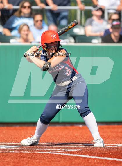 Thumbnail 2 in Bayport-Blue Point vs. MacArthur (NYSPHSAA A Regional LIC) photogallery.