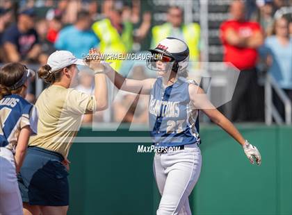 Thumbnail 3 in Bayport-Blue Point vs. MacArthur (NYSPHSAA A Regional LIC) photogallery.