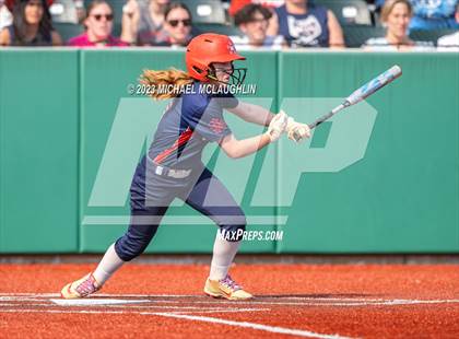 Thumbnail 2 in Bayport-Blue Point vs. MacArthur (NYSPHSAA A Regional LIC) photogallery.