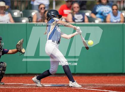 Thumbnail 3 in Bayport-Blue Point vs. MacArthur (NYSPHSAA A Regional LIC) photogallery.