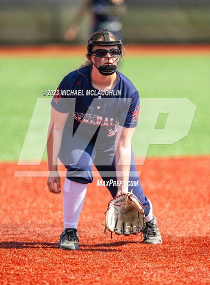 Thumbnail 2 in Bayport-Blue Point vs. MacArthur (NYSPHSAA A Regional LIC) photogallery.