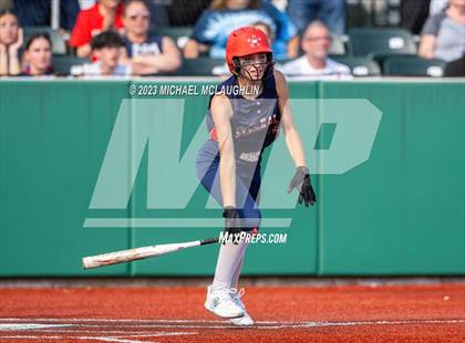 Thumbnail 1 in Bayport-Blue Point vs. MacArthur (NYSPHSAA A Regional LIC) photogallery.