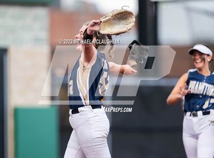 Thumbnail 3 in Bayport-Blue Point vs. MacArthur (NYSPHSAA A Regional LIC) photogallery.