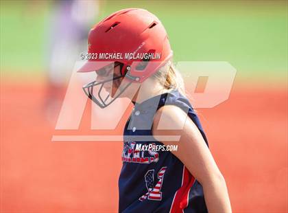 Thumbnail 1 in Bayport-Blue Point vs. MacArthur (NYSPHSAA A Regional LIC) photogallery.