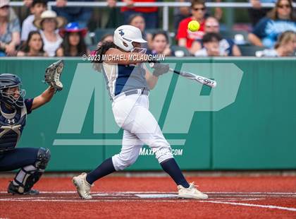 Thumbnail 2 in Bayport-Blue Point vs. MacArthur (NYSPHSAA A Regional LIC) photogallery.