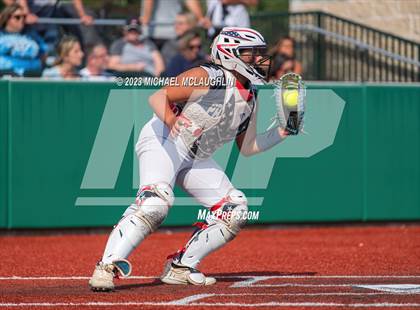 Thumbnail 3 in Bayport-Blue Point vs. MacArthur (NYSPHSAA A Regional LIC) photogallery.