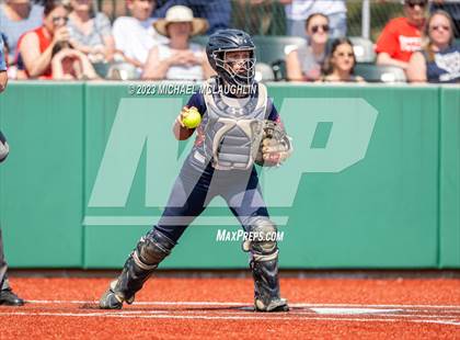 Thumbnail 3 in Bayport-Blue Point vs. MacArthur (NYSPHSAA A Regional LIC) photogallery.