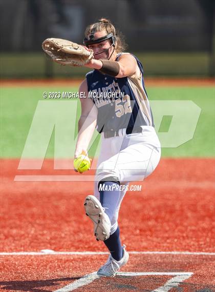 Thumbnail 2 in Bayport-Blue Point vs. MacArthur (NYSPHSAA A Regional LIC) photogallery.